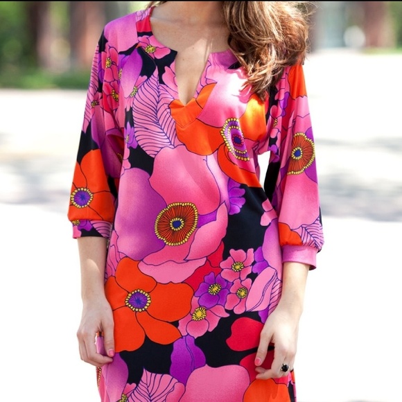 Tracy Negoshian Dresses & Skirts - 🌹 LAST 1! Gorgeous Flower Dress